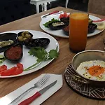 Ersoy Ikiz *