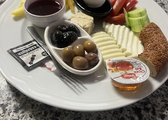 Ersoy Ikiz *